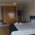 Com Piscina